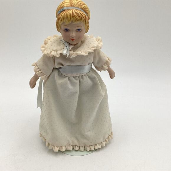 Vintage 1983 Avon Victorian Porcelain Doll 7.5”Blonde Blue Eyes - Picture 5 of 12
